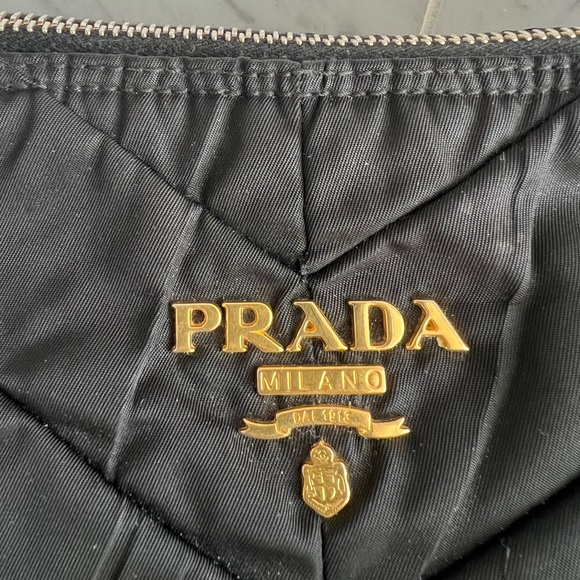 Prada Bag - Picture 4 of 7